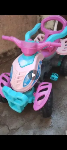 Quadriciclo infantil