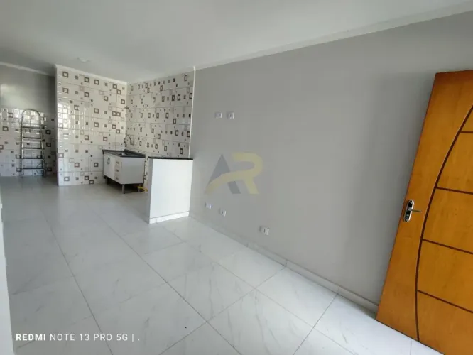 Casa para Locação em São Paulo, Vila alpina, 2 dormitórios, 1 banheiro, 1 vaga