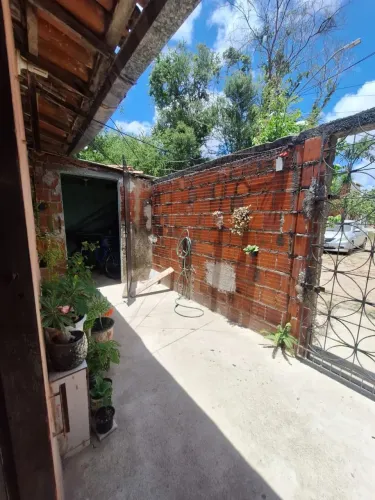 Casa com anexo José Walter
