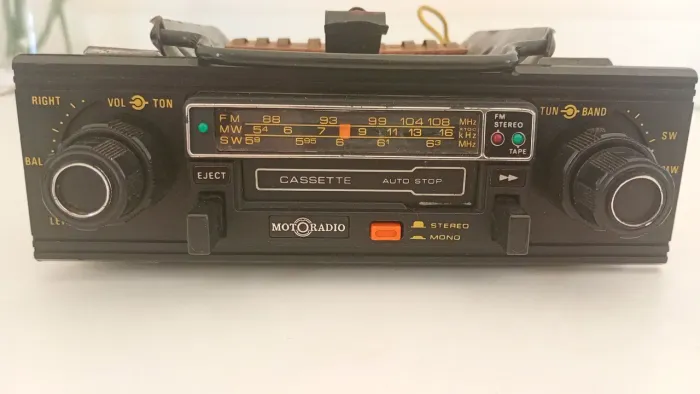 Motoradio fita cassete
