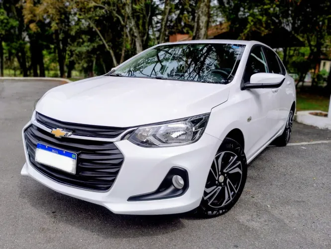 Chevrolet Onix Plus LT 1.0 12V Flex Mec. 4P 2025