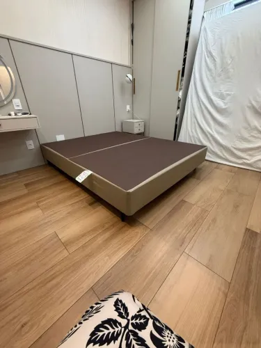 Base para Cama Box Bipartida Ortobom Queen Seminova - Perfeito Estado | Cor Bege Escuro