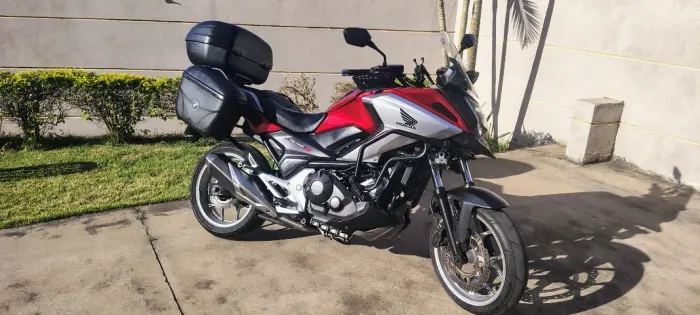 Linda moto 2018/18 abaixo da tabela