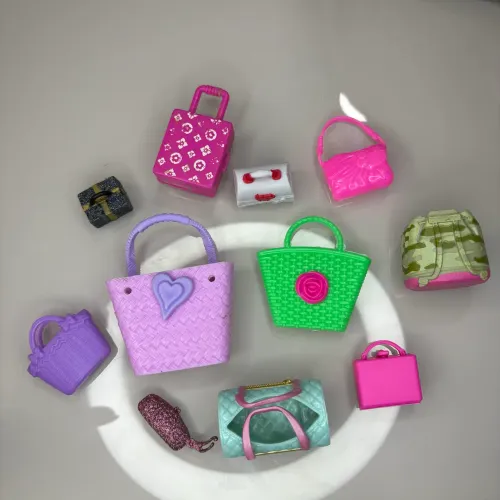 Lote de Bolsas de Boneca Barbie