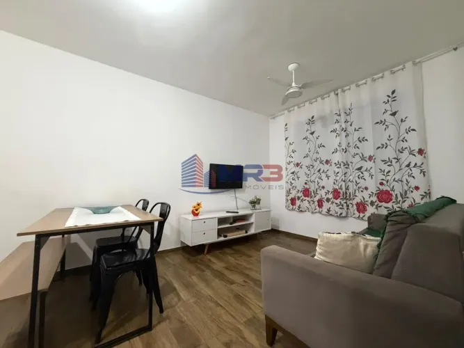 Apartamento mobiliado para locação com 2 quartos em Recreio dos Bandeirantes