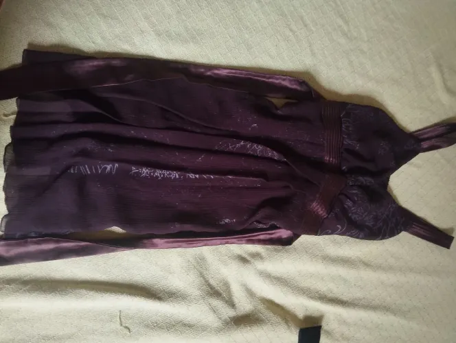 Vestido marrom para festas ou outras ocasiões