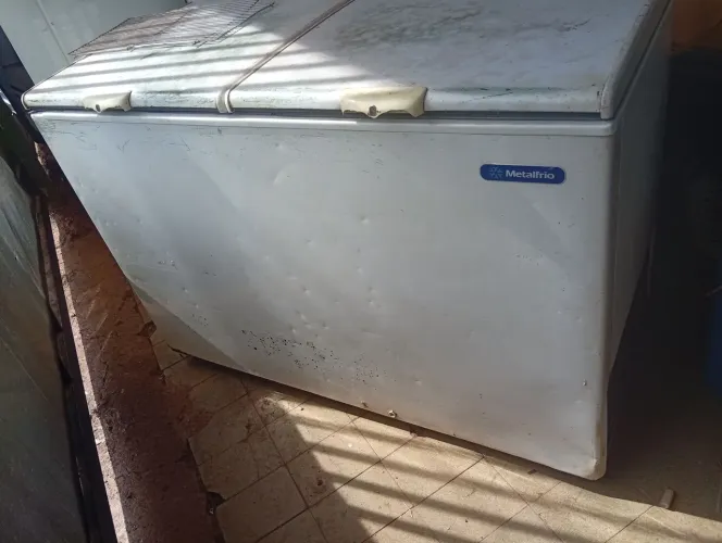 Freezer metafrio 2 tampas entrego