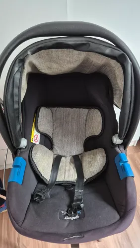 Bebê conforto