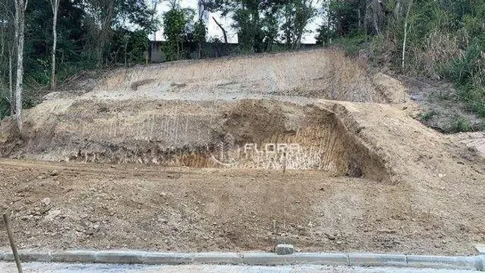 Terreno à venda, 1008 m² por R$ 360.000,00 - Pendotiba - Niterói/RJ
