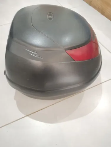 Baú givi 35 litros