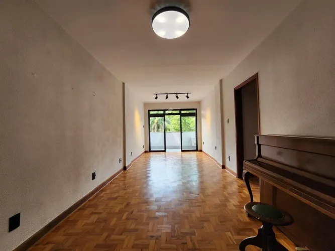 Apartamento 2 dormitórios à venda Centro Águas de Lindóia/SP