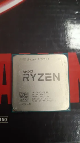 Processador AMD Ryzen 7 2700X 8 Núcleos / 16 Threads - Ótimo Estado