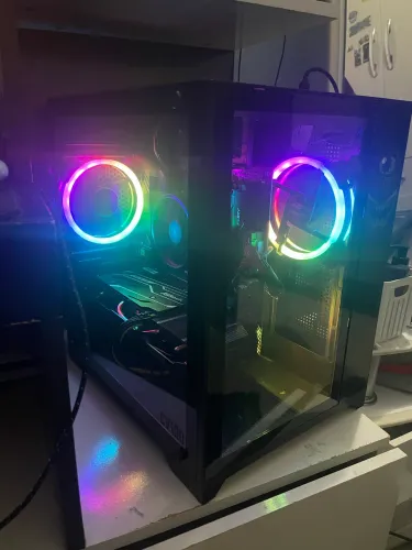 PC Gamer - Ryzer 5 5500 / RX 6600 / 16Gb Ram