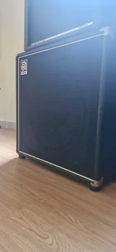 Amplificador de Baixo Ampeg BA 115