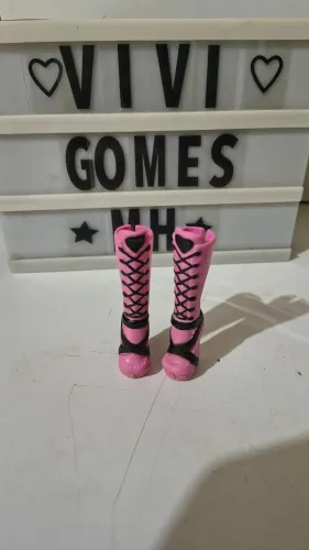 Monster high bota draculaura básica