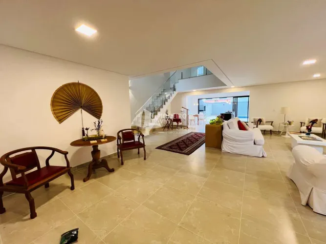 Linda casa a venda na Barra do Sahy! Venha conferir!
