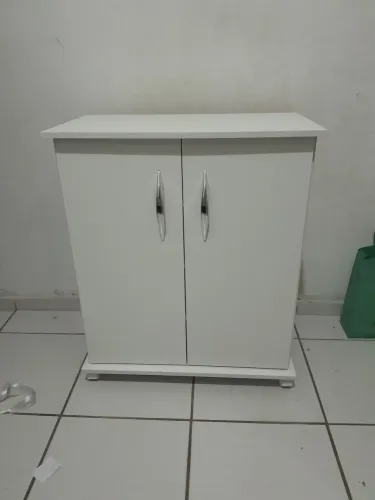 Armário multiuso 