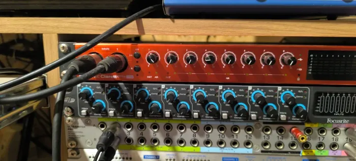 Clarett 8pre USB - Interface de Áudio