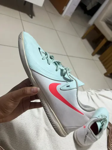 Chuteira Nike
