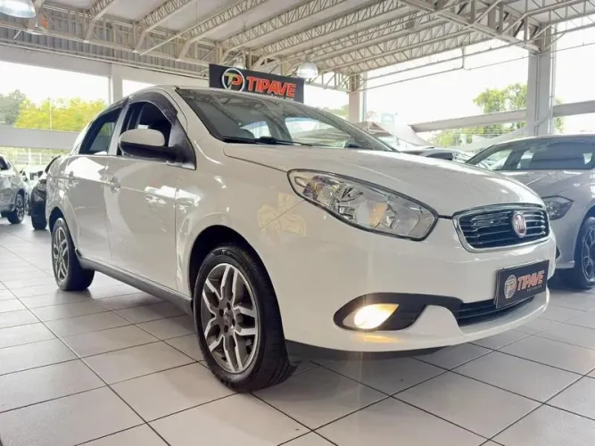 Fiat Siena Essence Dualogic 1.6 Flex 16V 4P 2017