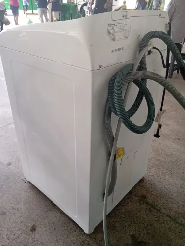 Vende-se uma máquina de lavar Consul 12 kg