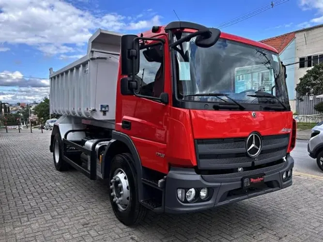 Atego 1719 2025 com Caçamba Basculante - Caminhão Certo para Serviço Pesado