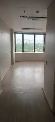 Sala comercial para locação na Av. Brigadeiro Faria Lima