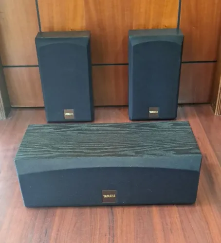Caixas Yamaha p/ Home Teather ( NS-40 ) - Perfeitas