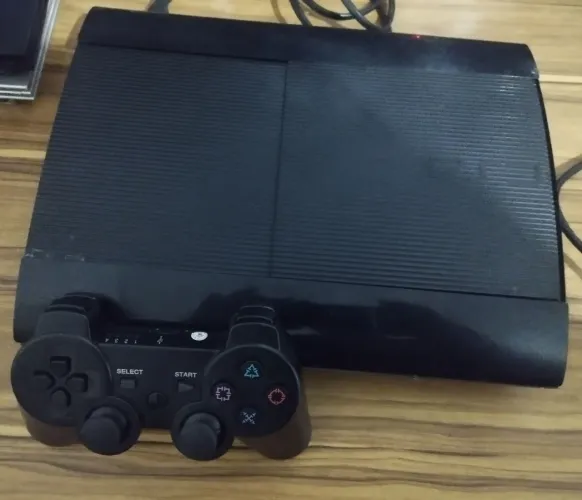 Playstation 3/PS3 com lojas de jogos (leia a descrição)