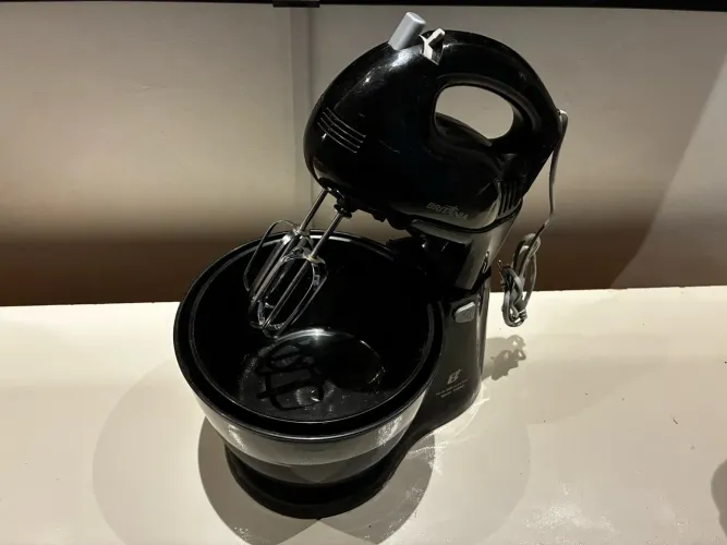 Batedeira Britânia Pérola 550 Double Bowl 500W 2 tigelas