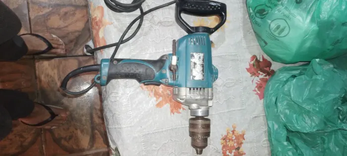 Furadeira profissional DS5000