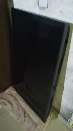 Tv para retirar peças