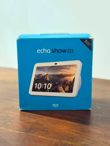 Amazon Echo Show 8 (Alexa) - Tela Inteligente com Assistente de Voz | Produto Novo