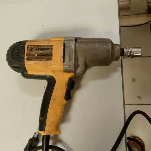 Parafusadeira pneumática eletrica Dewalt imperdível