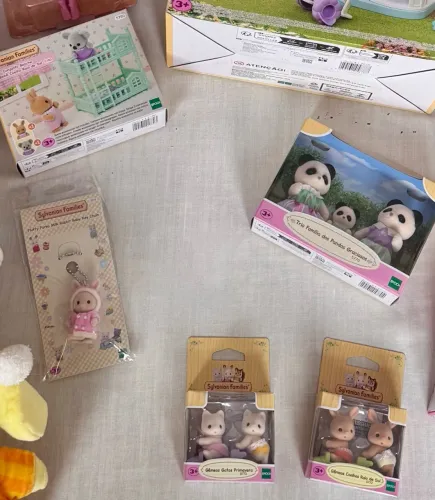 Lote com 5 itens Sylvanian Families 