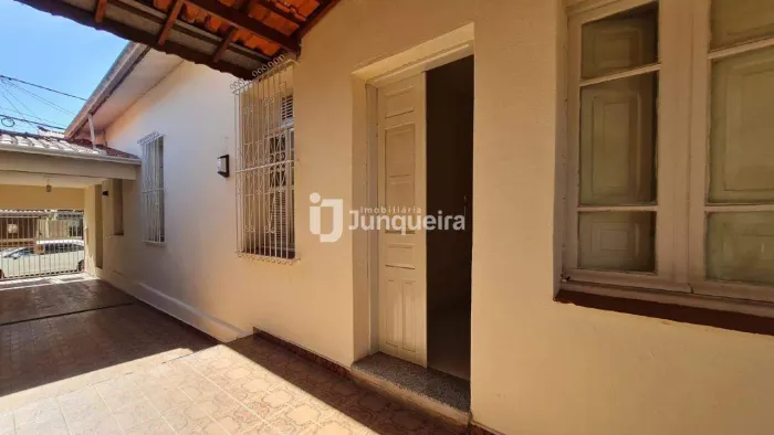 Casa para aluguel, 3 quartos, 1 vaga, Centro - Piracicaba/SP