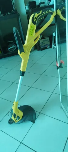 Roçadeira Elétrica Aparador de Grama 1000W Vonder 200V - Pouca Usada