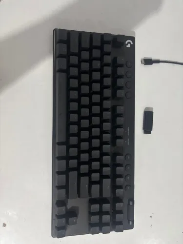 Teclado: Logitech G PRO X TKL Lightspeed