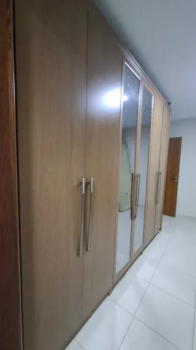 Guarda-roupa Ornato - Marca Fazzio