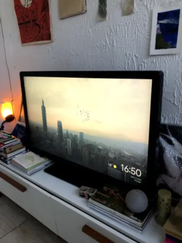Tv 47"LCD philips. full HD com Chrome cast. 3 geração