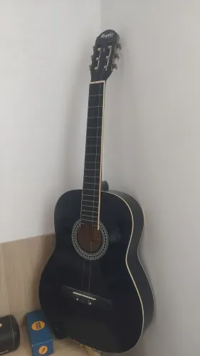 Vendo violão  bom estado