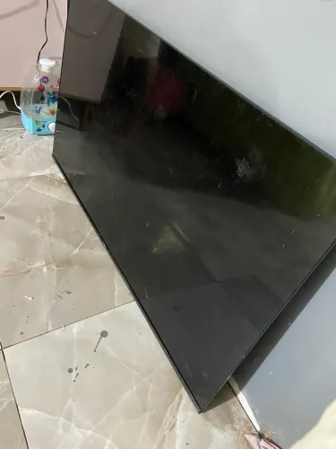 Tv TCL de 50 para retirada de peça