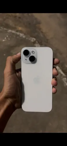 iPhone 15 128GB - SUPER CONSERVADO (Com caixa e Manual)