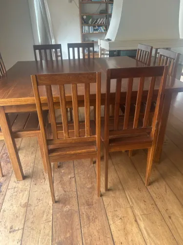 Mesa de Jantar Quadrada em Jacarandá Maciço + 8 Cadeiras