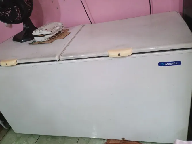 Freezer horizontal metal frio 580 litros 