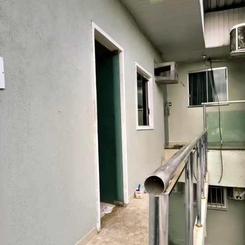 Alugo apartamento no parque 10
