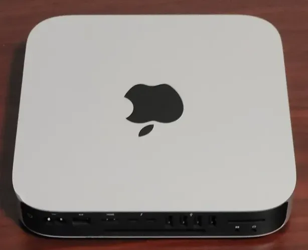 Mac Mini Core I7, 16gb Ram, SSD 120gb + HD 500gb