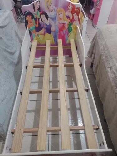 Cama infantil menina