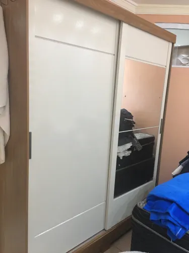 Guarda roupa novinho