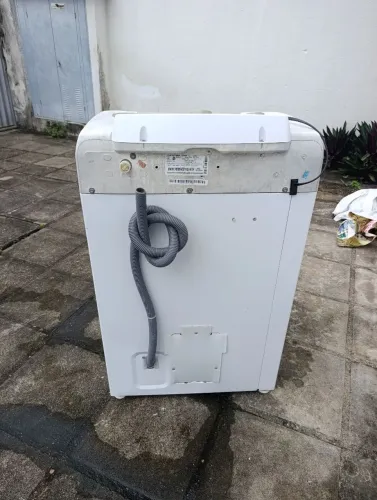 Máquina Brastemp 11 kg, cesto inox. Com avaria